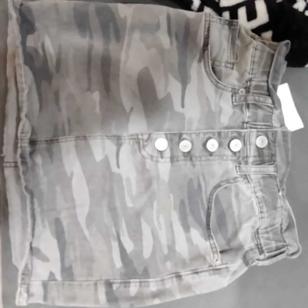 Express High Waisted Stetch Camo Skirt
